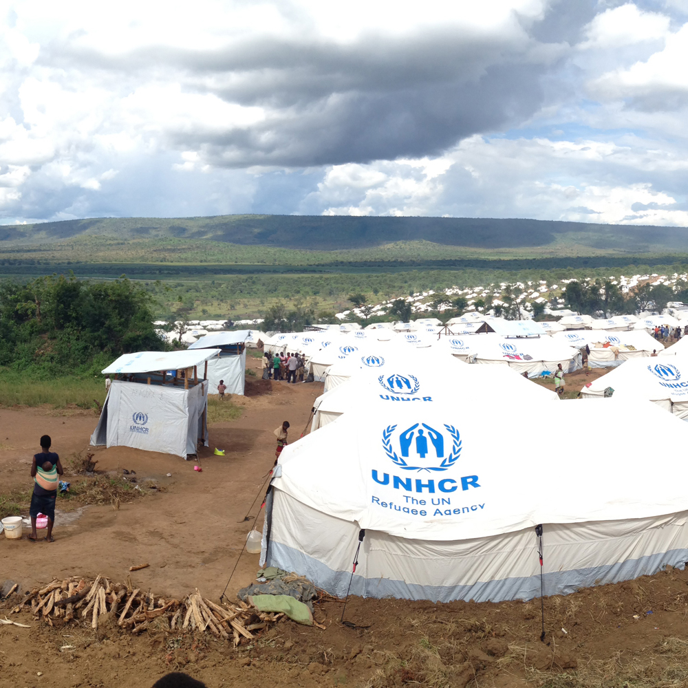 Rows of UNHCR refugee tents