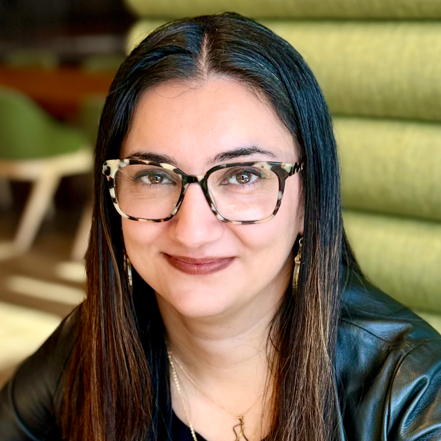 Head shot of Narges Bajoghli