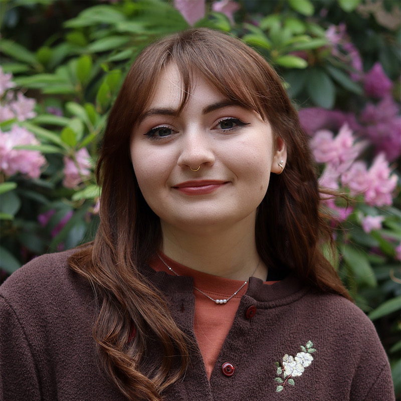 Headshot of Gracie Vincente.